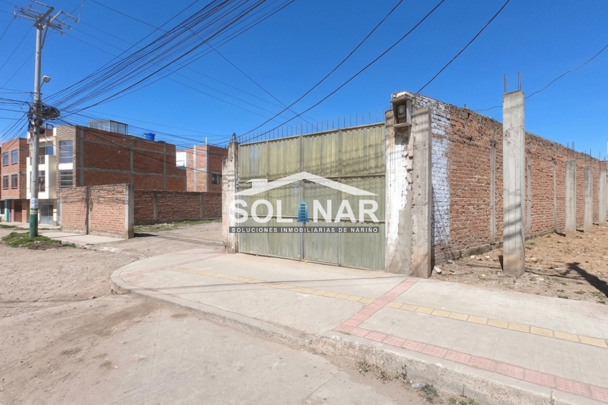 LOTE ESQUINERO EN VENTA VILLA IVON Cod.L098