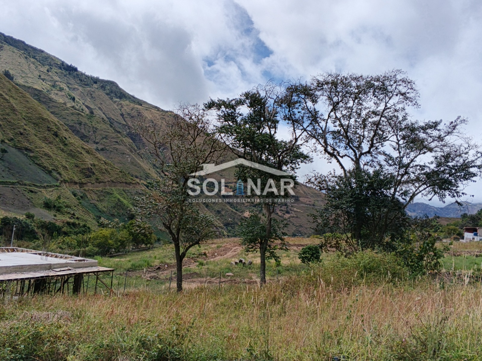 Lote conjunto Cerrado Cascadas sector pilcuan Cod. L023