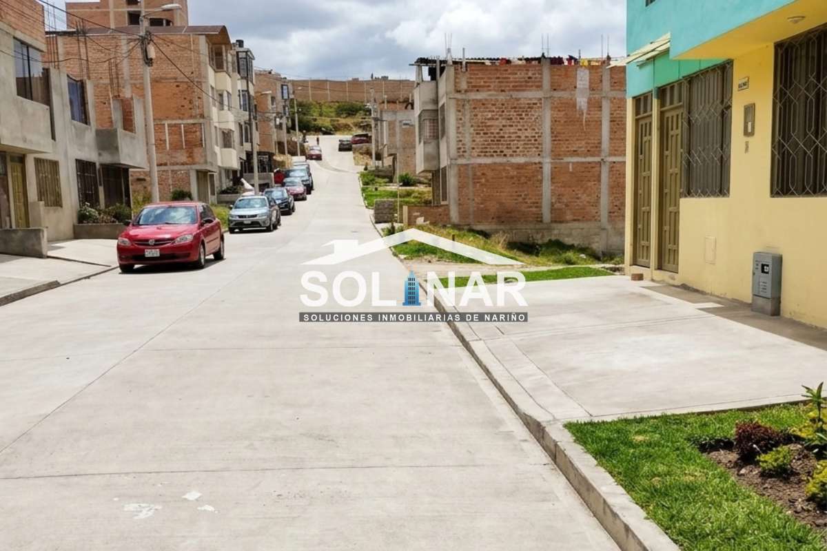 LOTE ESQUINERO EN VENTA BARRIO 12 DE JUNIO Cod.L117