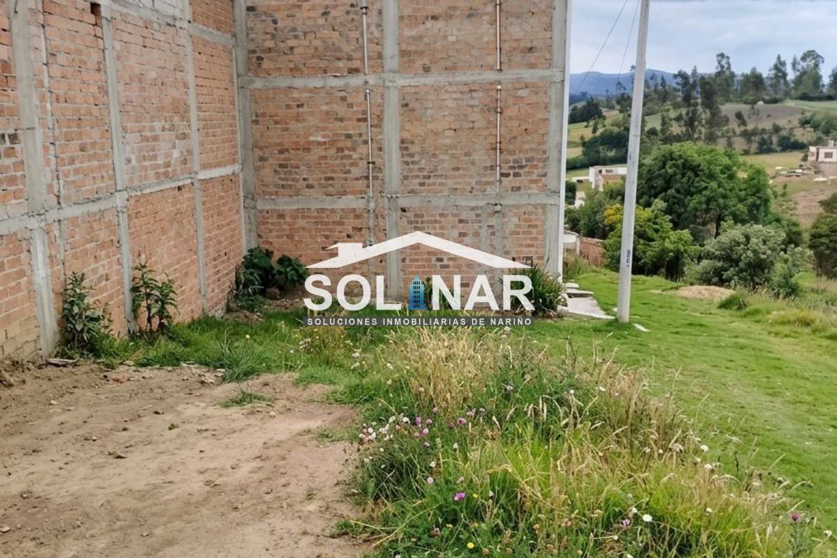 LOTE ESQUINERO EN VENTA BARRIO 12 DE JUNIO Cod.L117